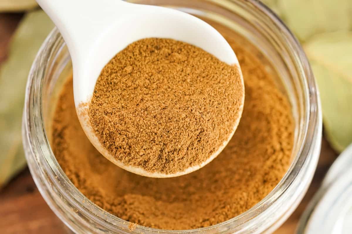 Minute Homemade Apple Pie Spice for Sweet & Savory Dishes